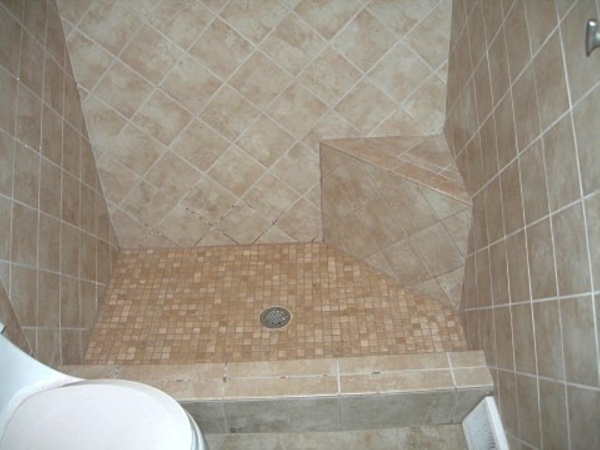 Ceramic shower base with banch