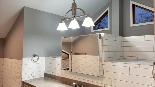 Bathroom after renovation 3.jpg