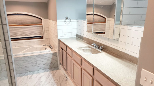 Bathroom after renovation 5.jpg