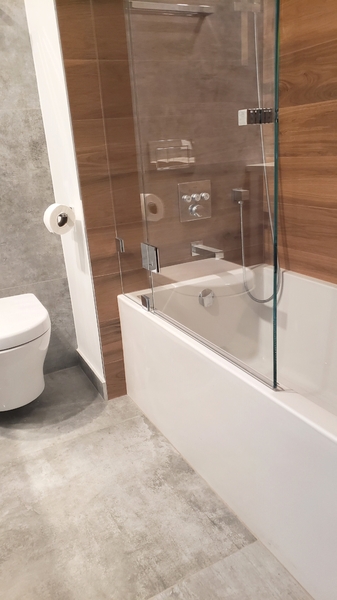 Bathroom ater renovation 2.jpg