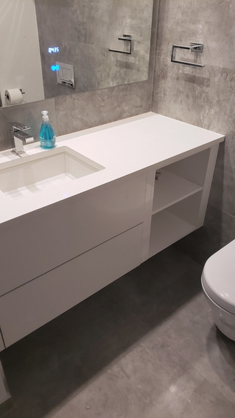 White vanity with lighted mirror.jpg